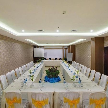 Horison Hotel Pematang Siantar Kültér fotó