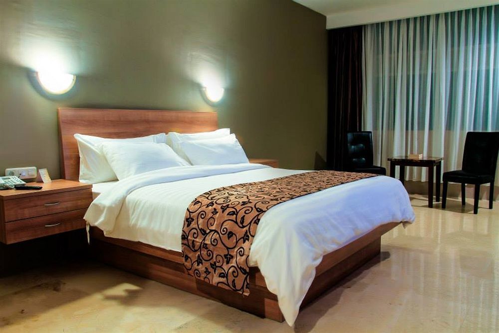 Horison Hotel Pematang Siantar Kültér fotó