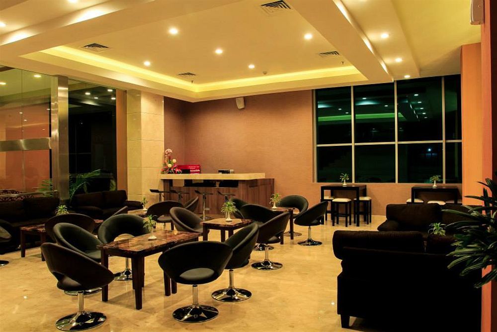Horison Hotel Pematang Siantar Kültér fotó